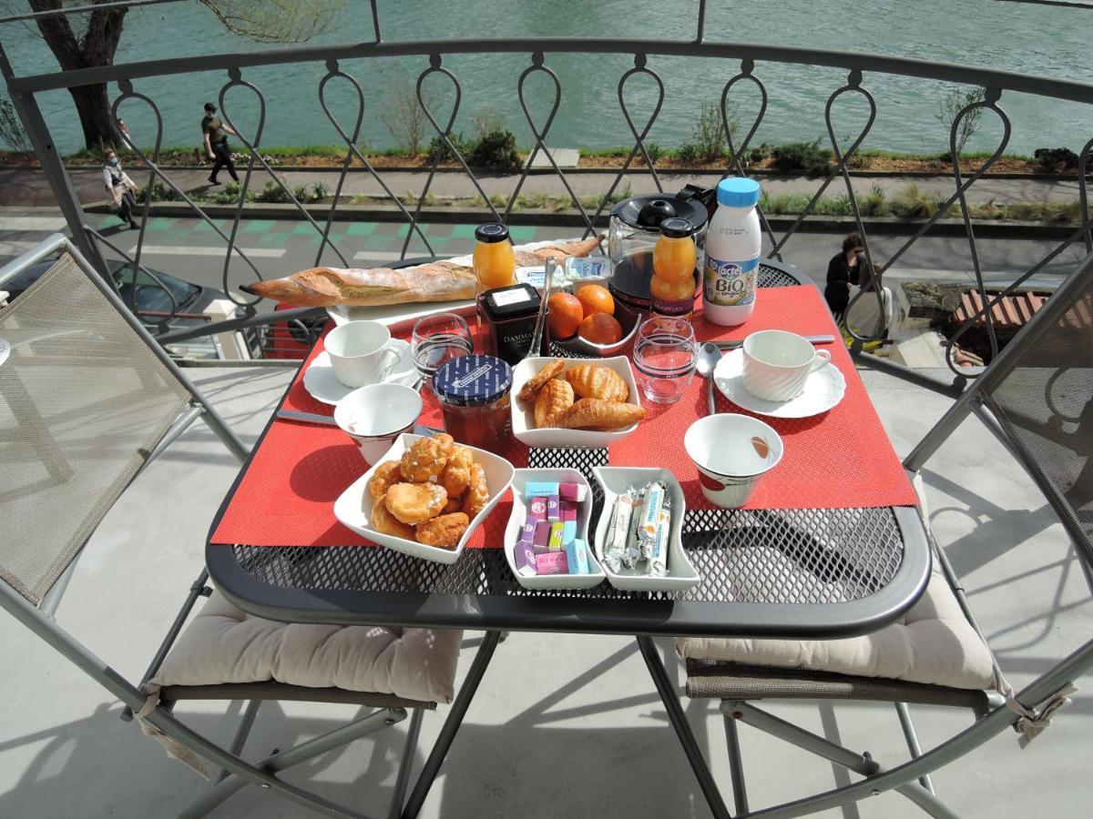Bed and Breakfast Les Pingouins De La Marne Le Perreux-Sur-Marne Exterior foto